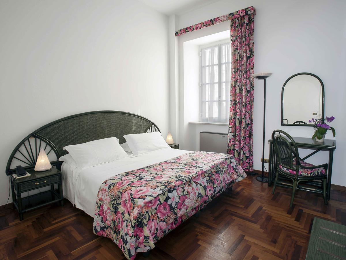 Lord Nelson - Camere Chiavari Bagian luar foto