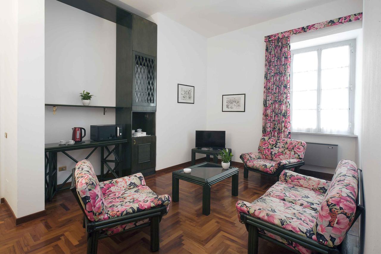 Lord Nelson - Camere Chiavari Bagian luar foto